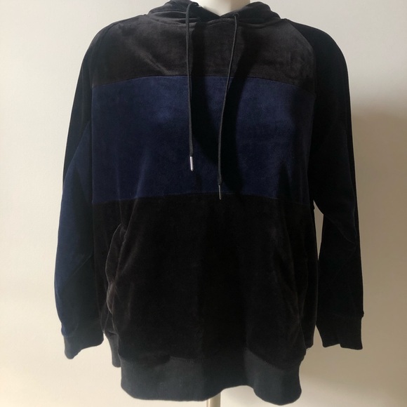 Champions sweatshirt bundle - Picture 3 of 5